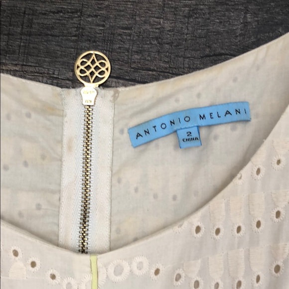 Springtime dress - Picture 2 of 4